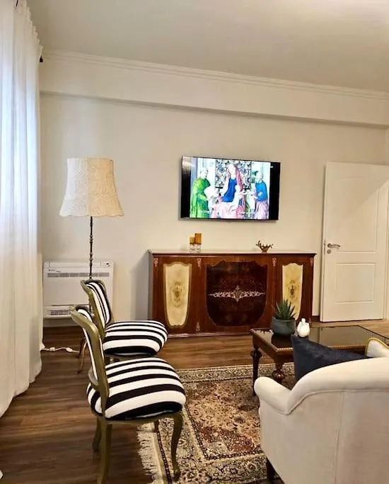 Novi'S Luxury Apartment 2 Gjirokastër 알바니아